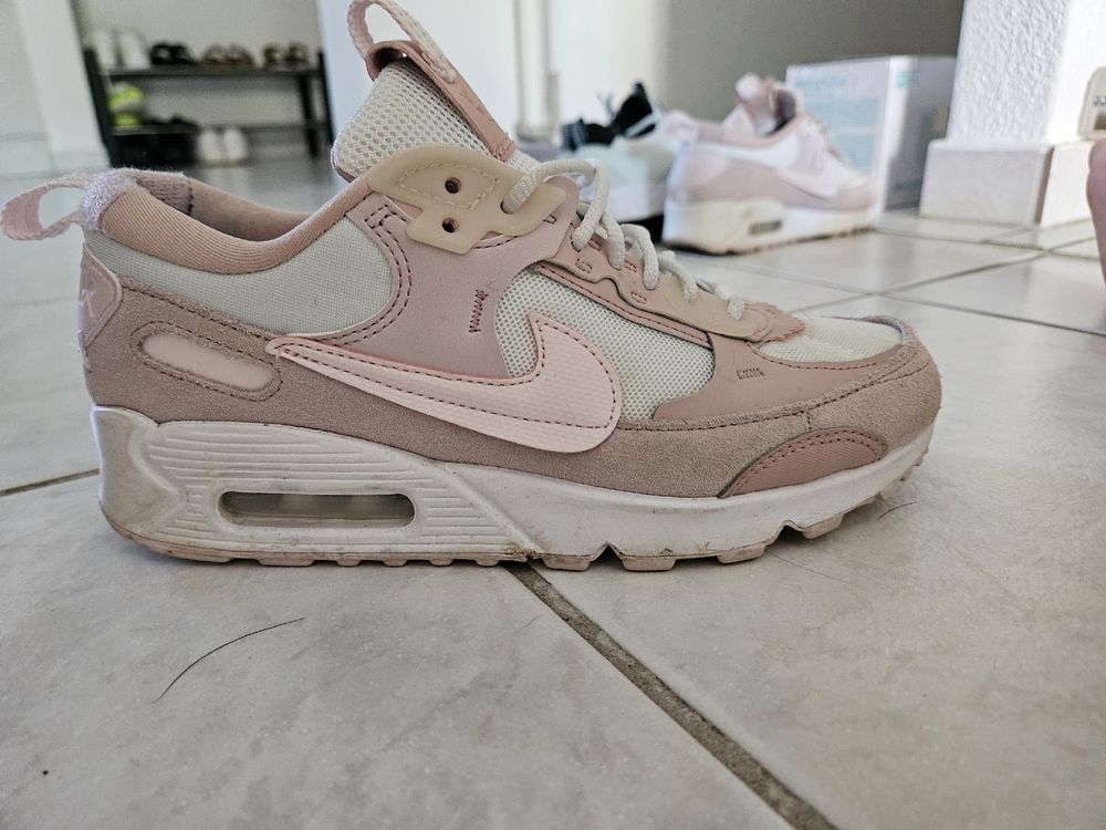 Nike Air Max 90 Gr. 36.5 Rosa Turnschuhe Schuhe Sneaker Acheter sur Ricardo