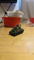 Spielzeugpanzer "Sherman" gebraucht mit Figur