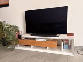 Meuble télé blanc et bois 