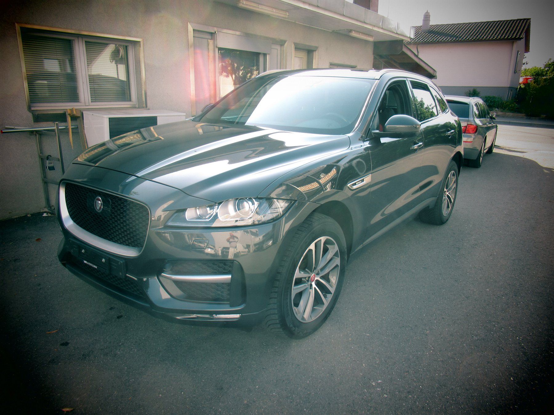 Jaguar Automobili: Jaguar F-Pace AWD 3.0 – Usato da Orpund venduto da Helmi007