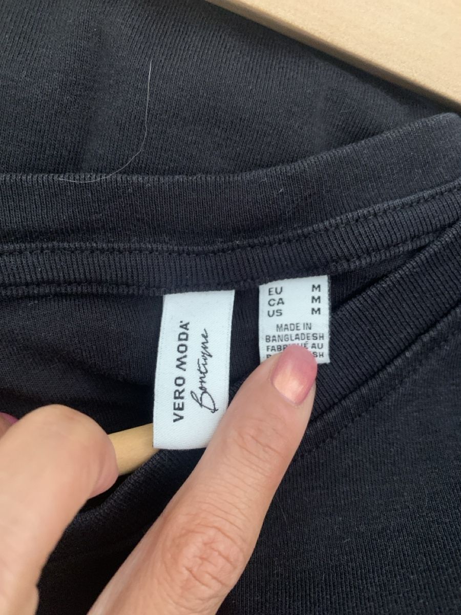 Vero Moda T-shirts: T-shirt dessin Vero Moda – Neuf (Voir description) à Prangins par val_2c72 1