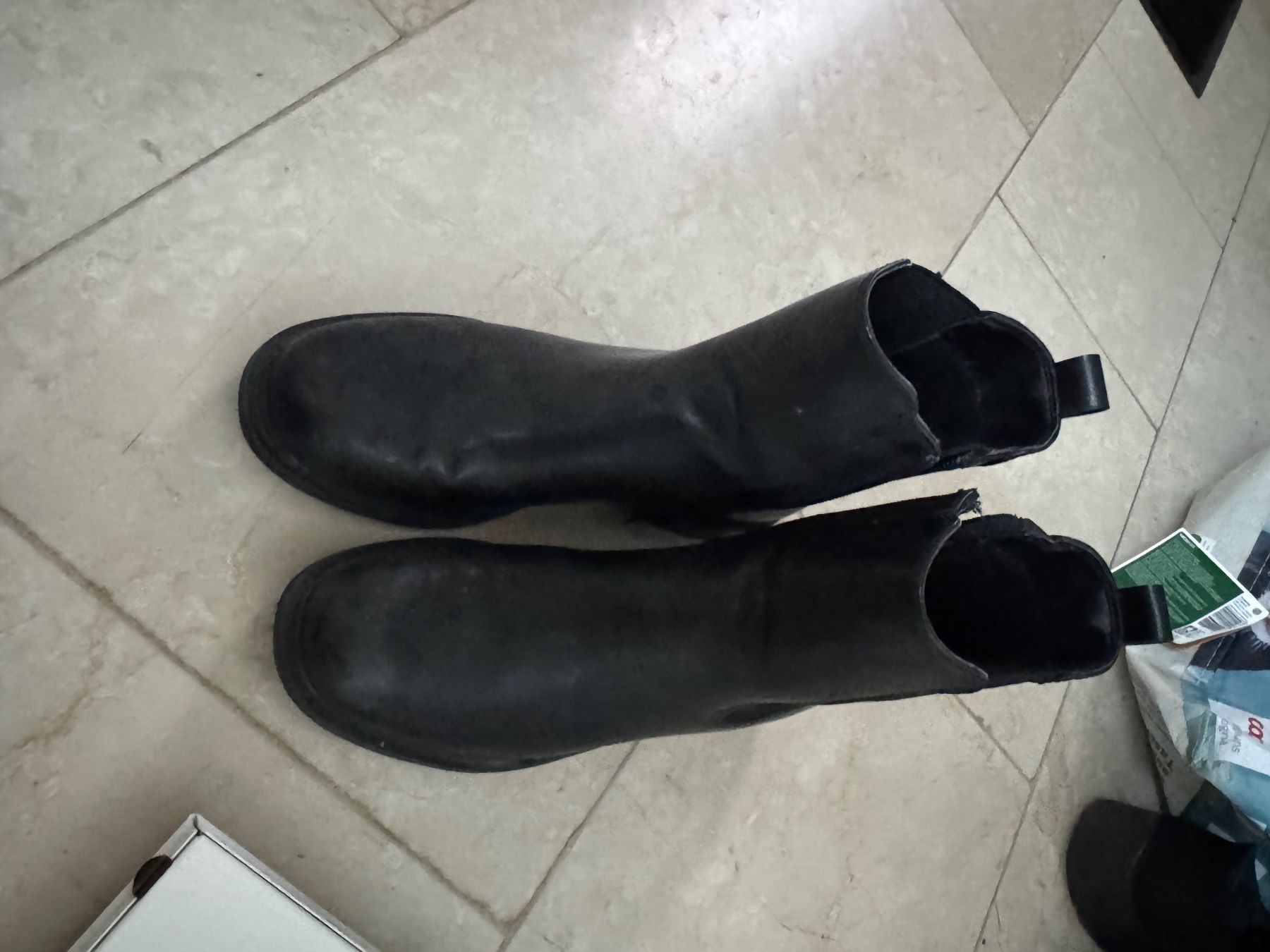 Scarpe da donna: Stiefelette schwarz Gr.37 – Usato da Binningen venduto da Nfizzi 1