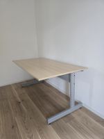 Schreibtisch 159 × 79 cm – Holzoptik / Metallgestell