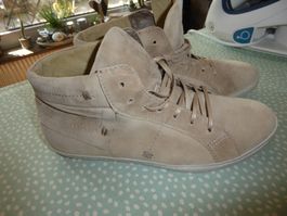 Beige Leder Sneakers Gr 42 für schmaler Fuss