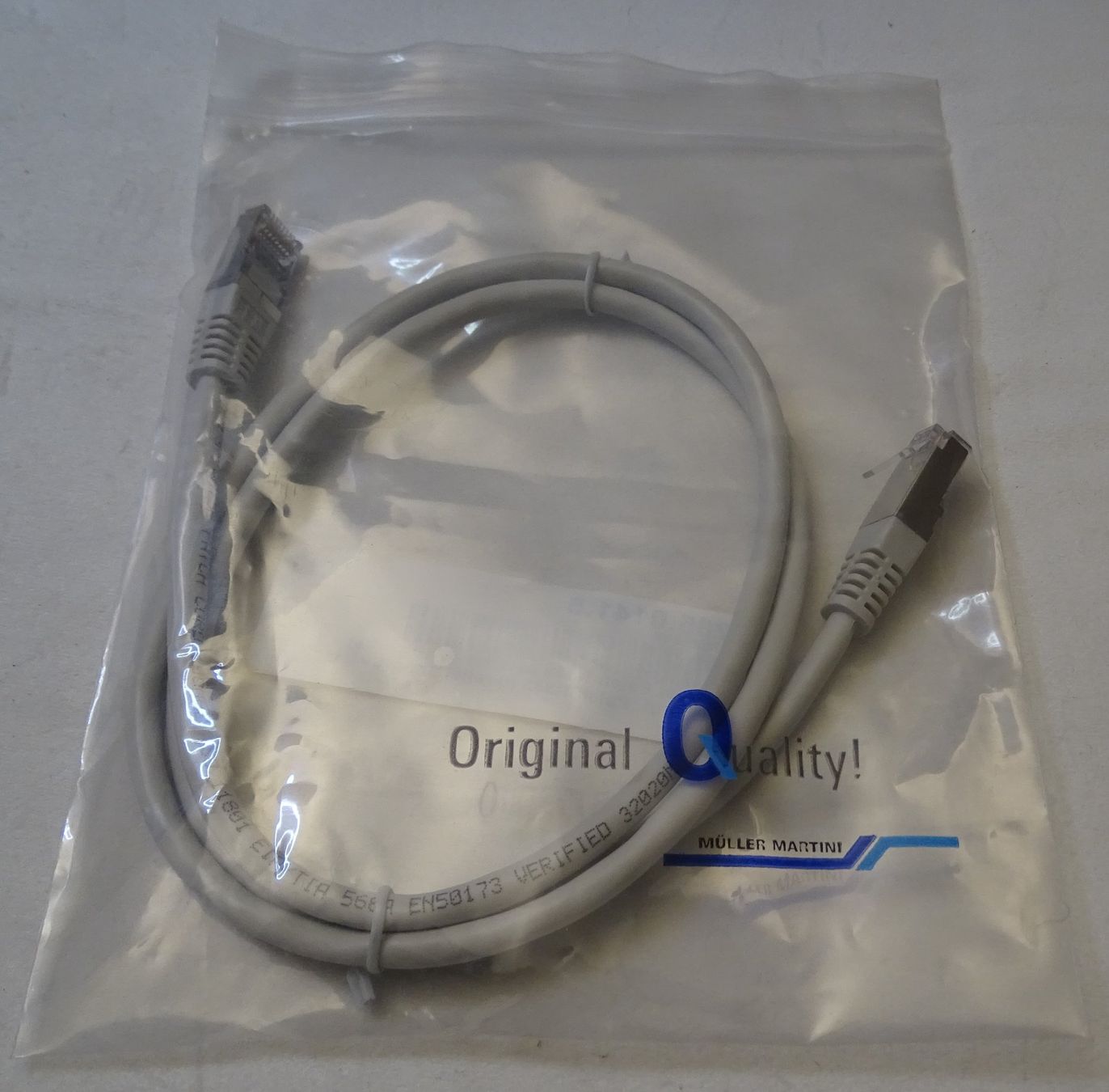 Cavi: ***TOP*** Kabel konf. Patch RJ45 parallel 1.00m ***TOP*** – Nuovo e nell'imballaggio originale da Zofingen venduto da Felix459 2