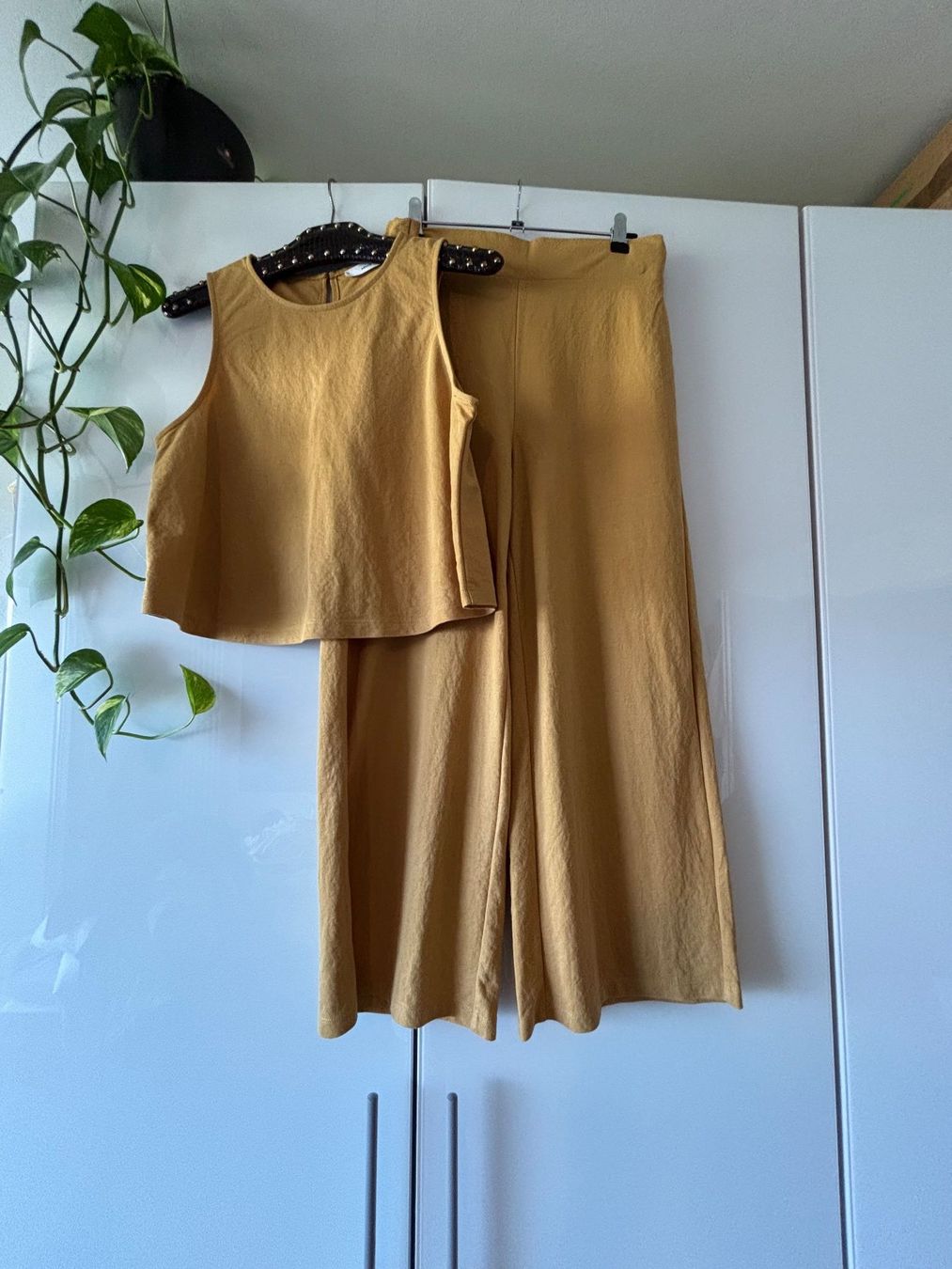 Mango Lotti di vestiti: MANGO sommerlicher Zweiteiler Gr. M – Usato da Zürich venduto da missmodernage