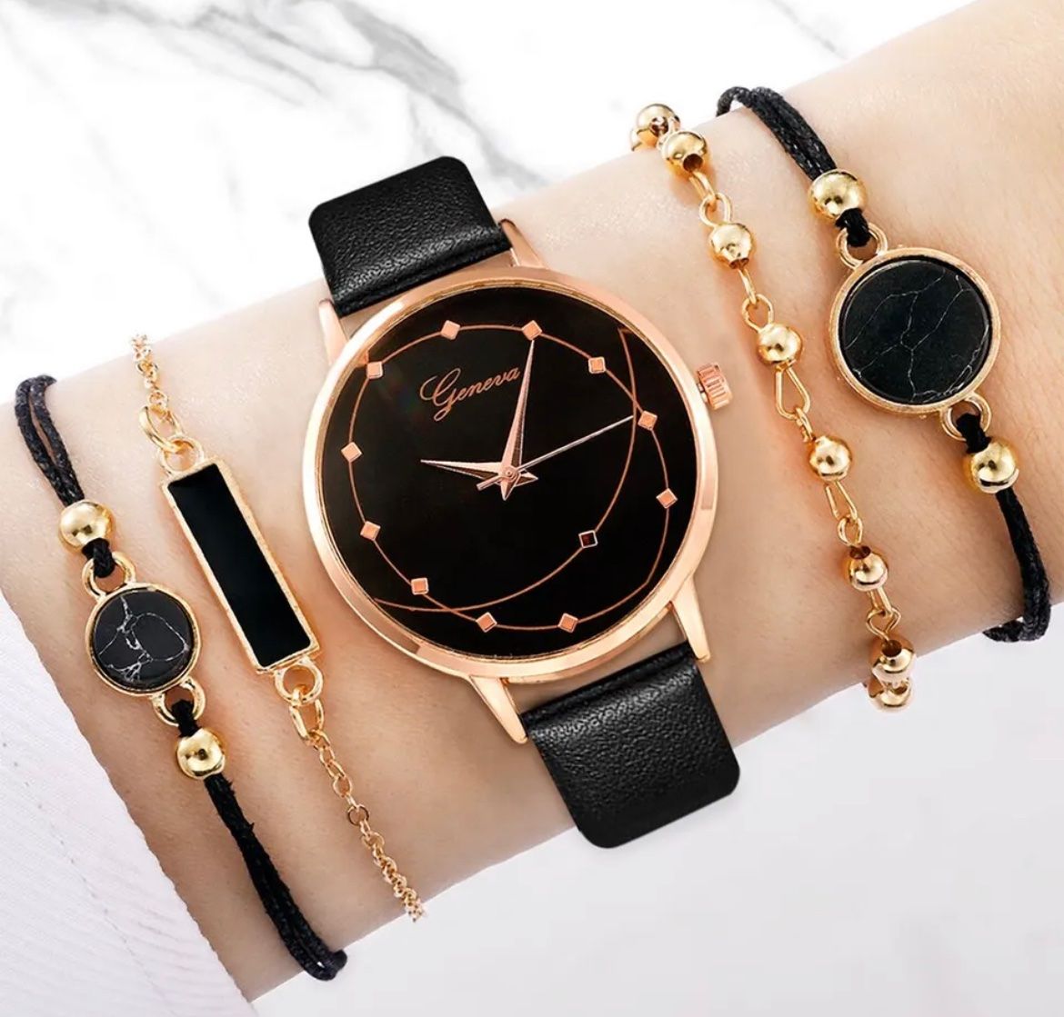 Orologi: Armbanduhr • Full set – Nuovo e nell'imballaggio originale da Oberegg venduto da Alepokemon
