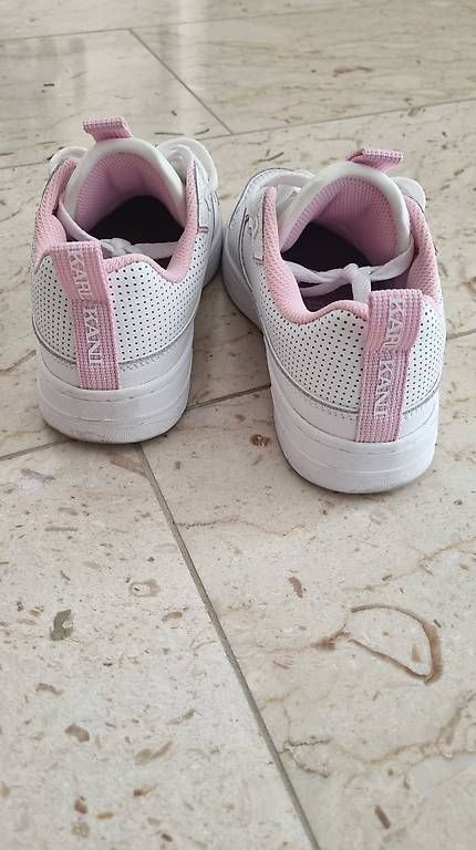 Scarpe da donna: Karl Kani Sneackers rosa Gr 36.5 – Usato da Dübendorf venduto da zuercher_nik 2