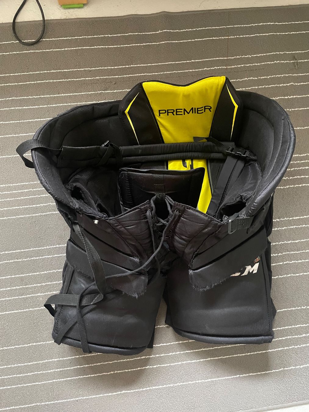 Ccm Protezioni & Imbottiture: Goalie Hosen – Usato da Mattstetten venduto da Bubu8