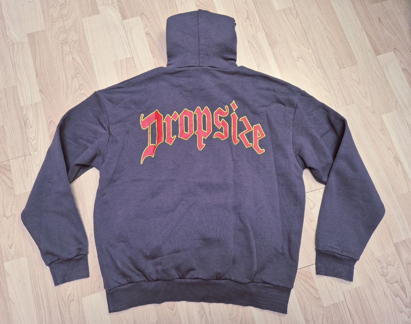 Maglioni & Felpe: DropSize Hoodie Grösse XL – Nuovo (secondo la descrizione) da St. Gallen venduto da CaliSunshine 1