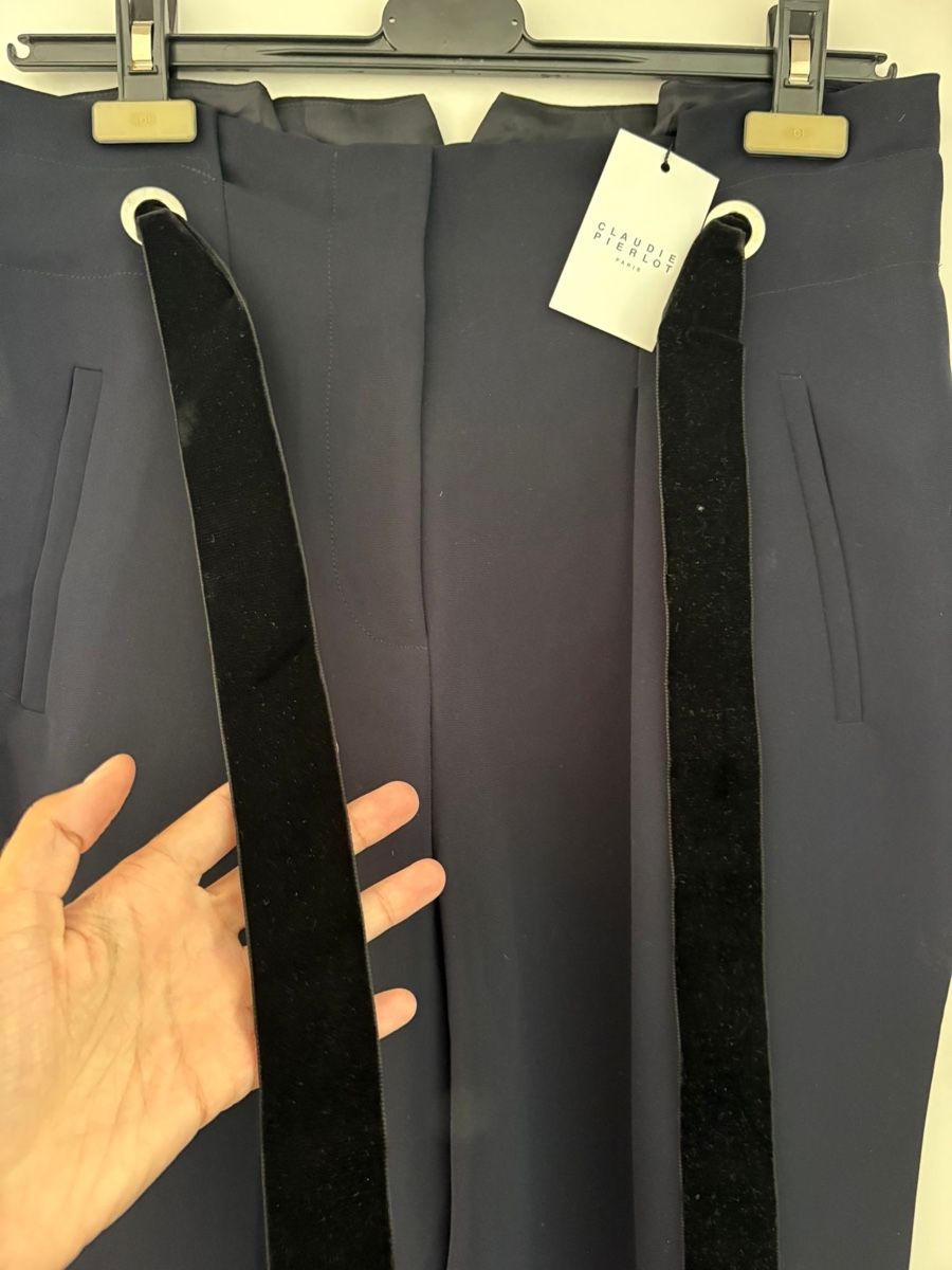 Claudie Pierlot Pantaloni: Pantalon Claudie Pierlot 38 – Nuovo e nell'imballaggio originale da Neuchâtel venduto da gdagda 2