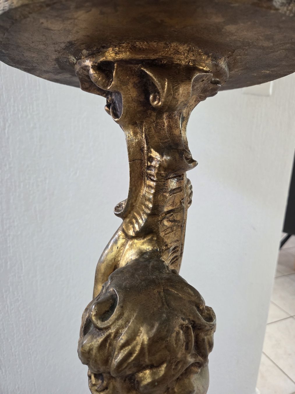 Sculture & Statue: Antike goldene Beistelltisch/Säule mit Putte – Usato da Emmenbrücke venduto da Zimmer 2