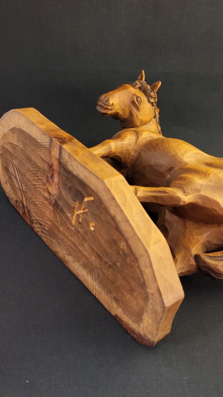 Statuette: Handgeschnitztes Pferd / Gaul – Usato da Basel venduto da spinne02 8