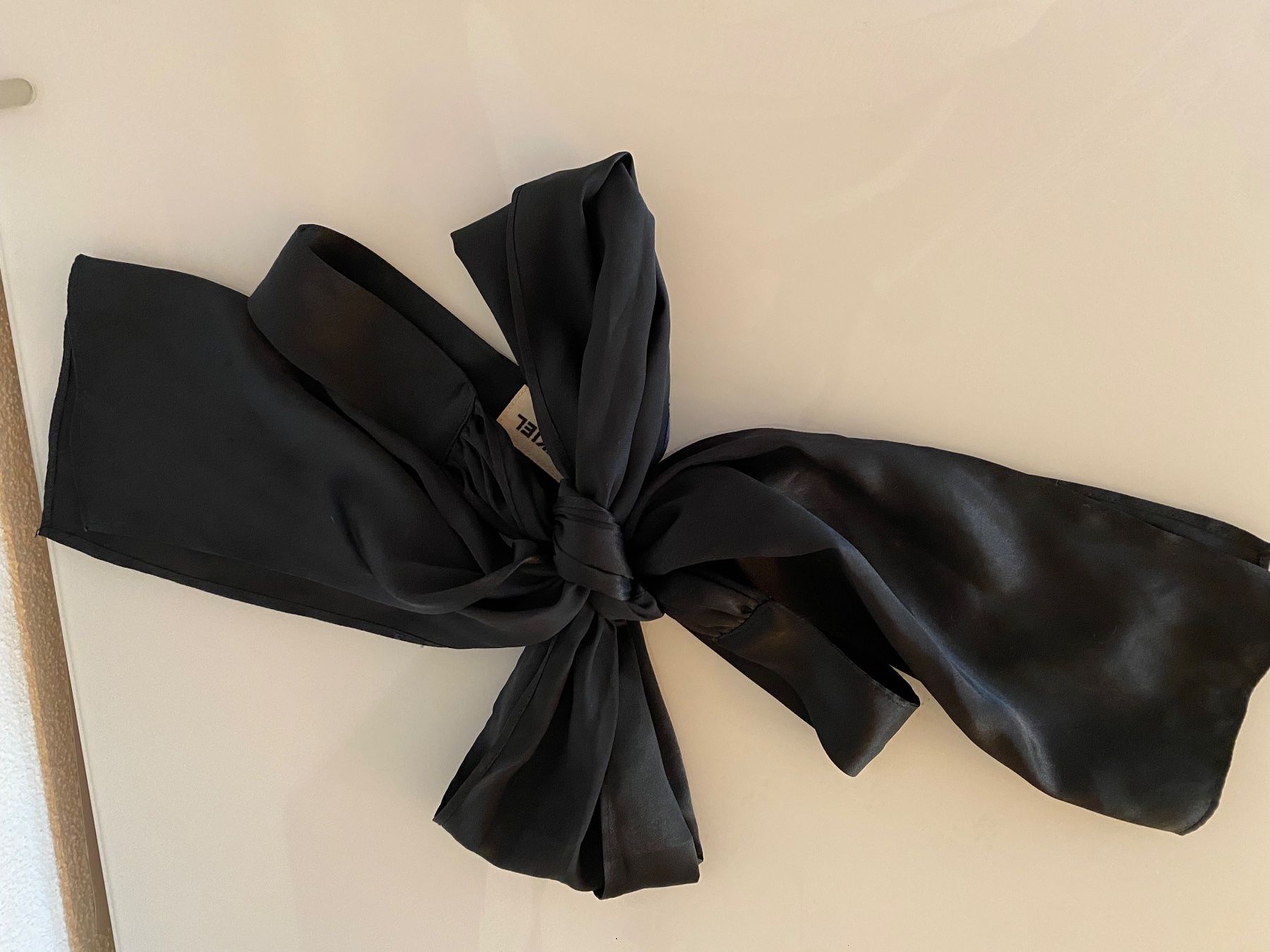 Sonia Rykiel Foulard & Sciarpe: Sonia Rykiel Schleife – Usato da Wetzikon ZH venduto da Deba26