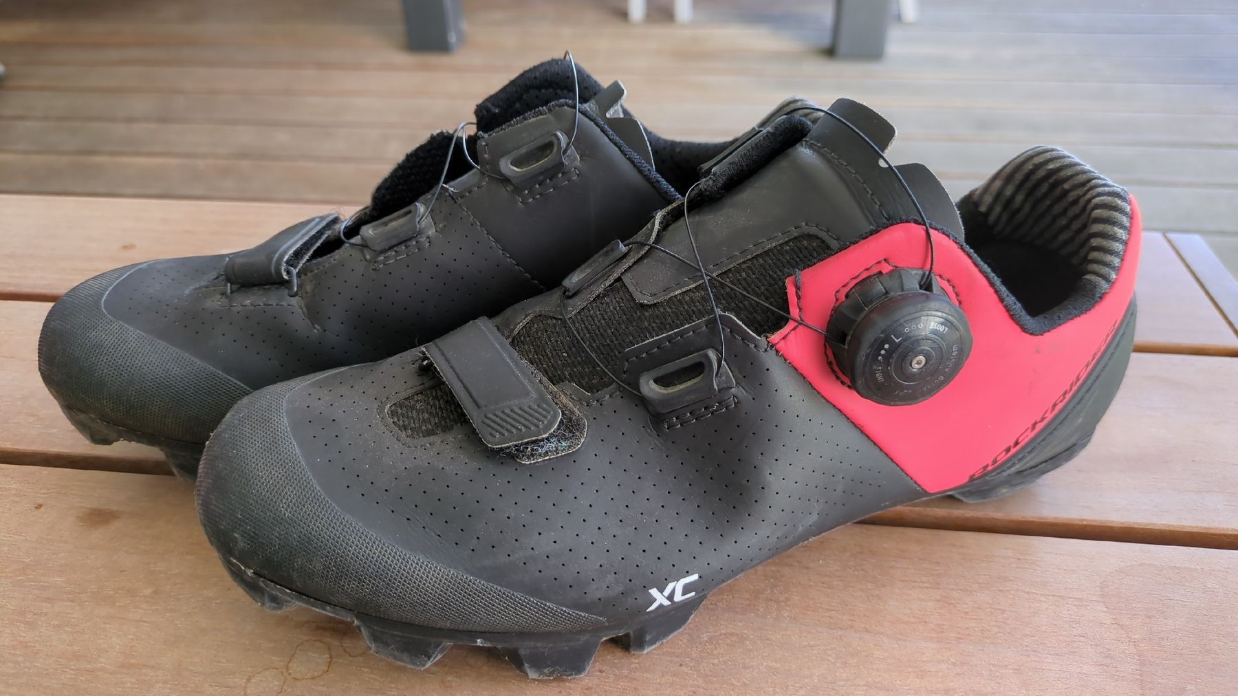 Decathlon Herrenschuhe: Chaussures VTT Decathlon XC, pointure 41 – Gebraucht aus Pleujouse von Copeau