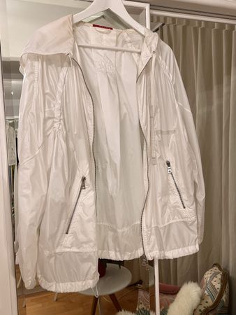 Prada Jacke weiss, Grösse M, Top Zustand für den Frühling!
