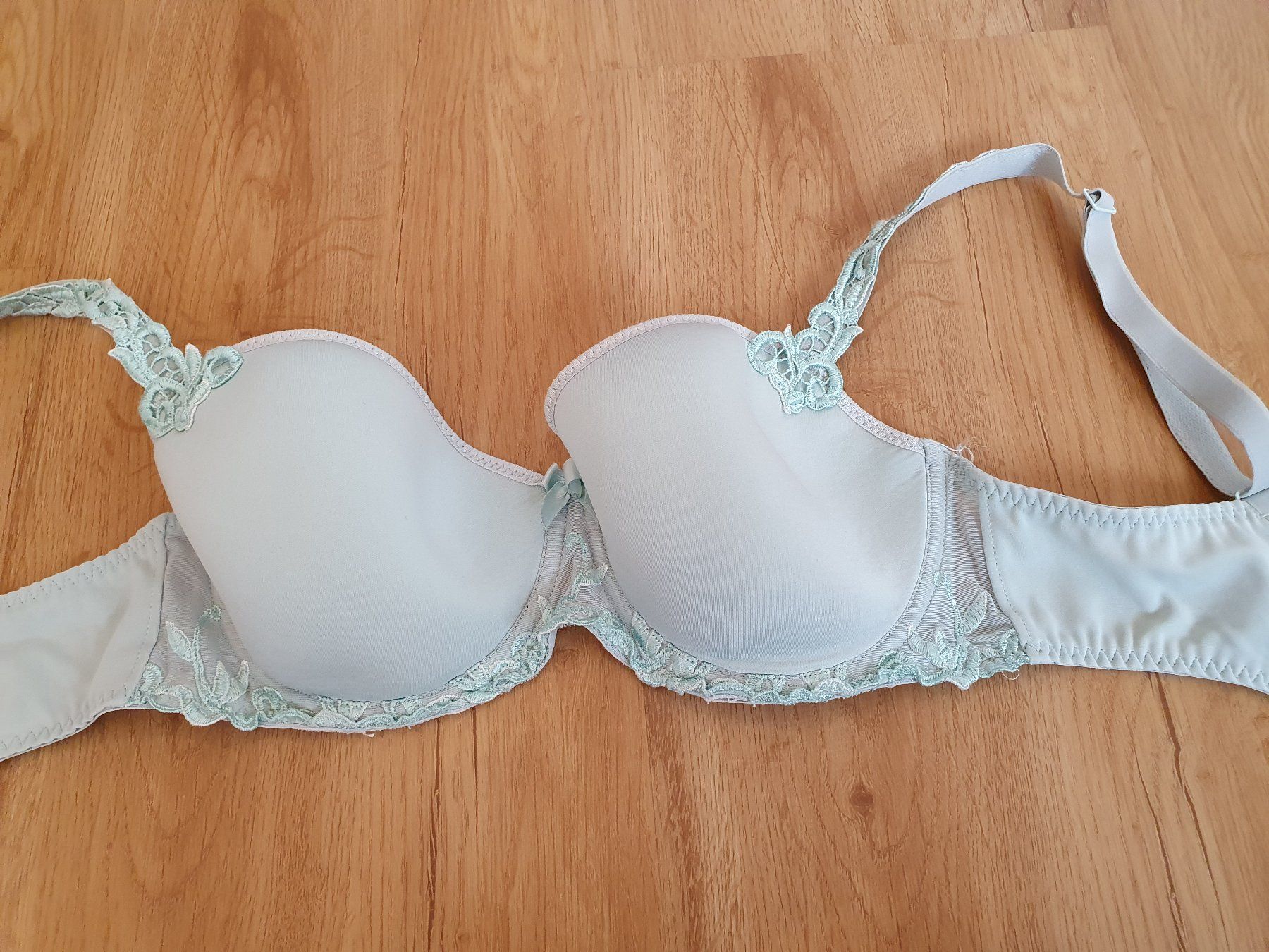 Simone Pérèle Altra biancheria intima: Simone Perele Andora 3D Molded-Cup BH - helles mintgrün- 70E – Usato da Heinrichswil venduto da sabi2809 5