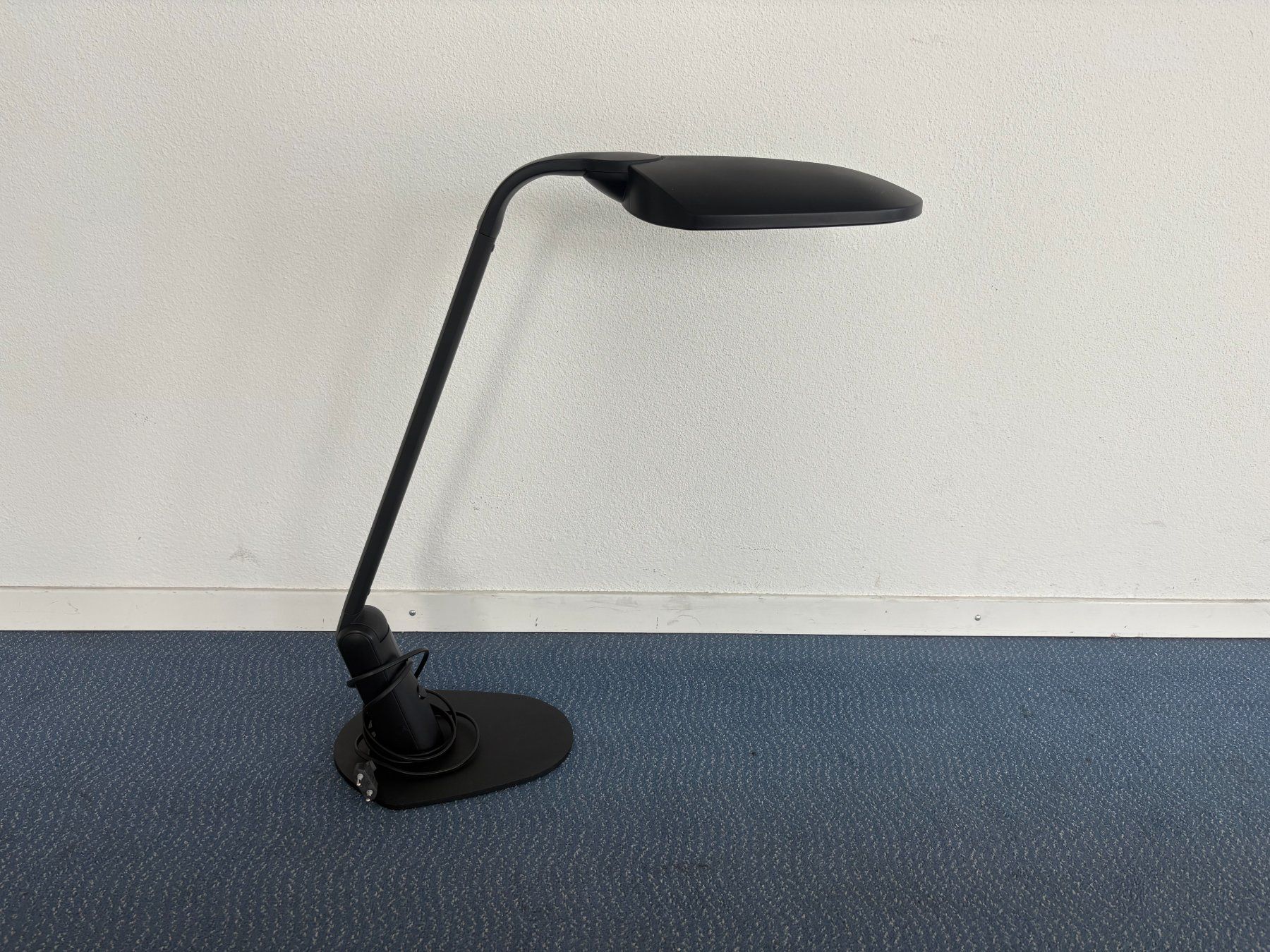Lampade: Standlampe – Usato da Hildisrieden venduto da eLuterbachAG
