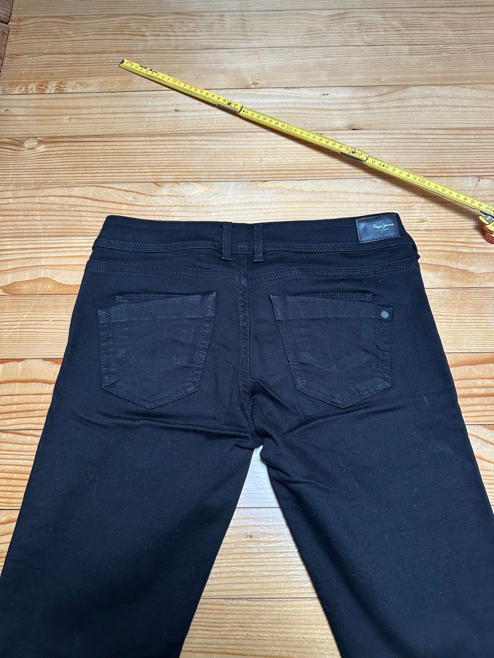 Pepe Jeans Jeans: Pepe Jeans Saturn schwarz 29/32 neu – Nuovo (secondo la descrizione) da Gümmenen venduto da FelizitasHermann 7