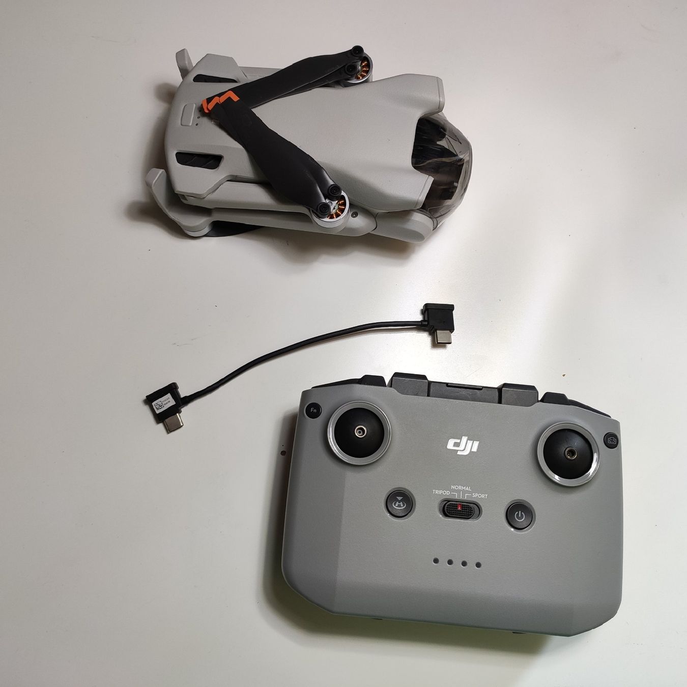 DJI Modellismo RC: DJI MINI 3, nur Drohne + Controller (Top Zustand/Original!) – Usato da Zürich venduto da Biedermann23 9