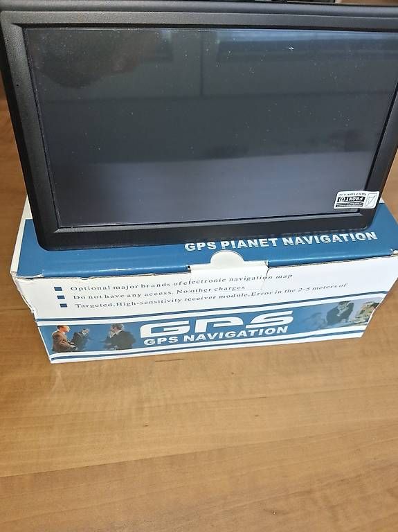 Navigationsgeräte: GPS Neu 7 Zoll  – Gebraucht aus Sarnen von Rigo4