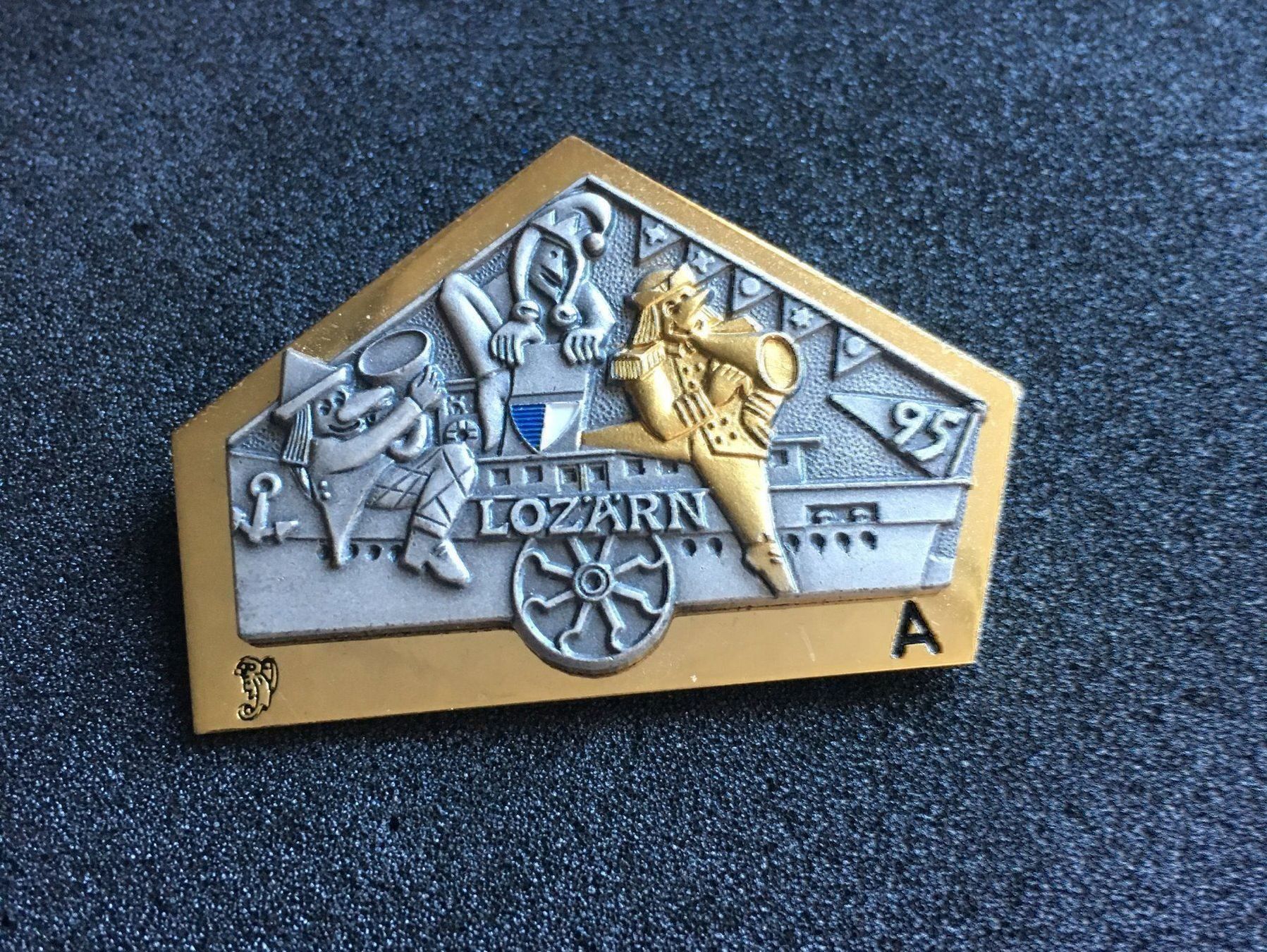 Plaketten & Abzeichen: Luzern  Komitee A Plakette LFK 1995 – Gebraucht aus Obernau von Wgnom