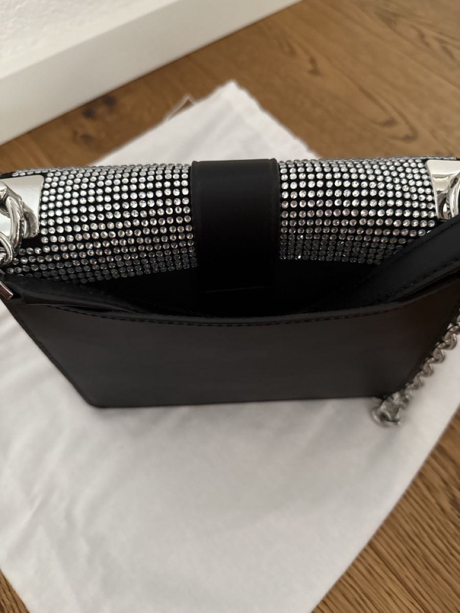 Michael Kors Sacs femmes: Michael Kors Handtasche schwarz mit Strass neu – Neuf avec emballage d'origine à Selzach par Adatte02 6