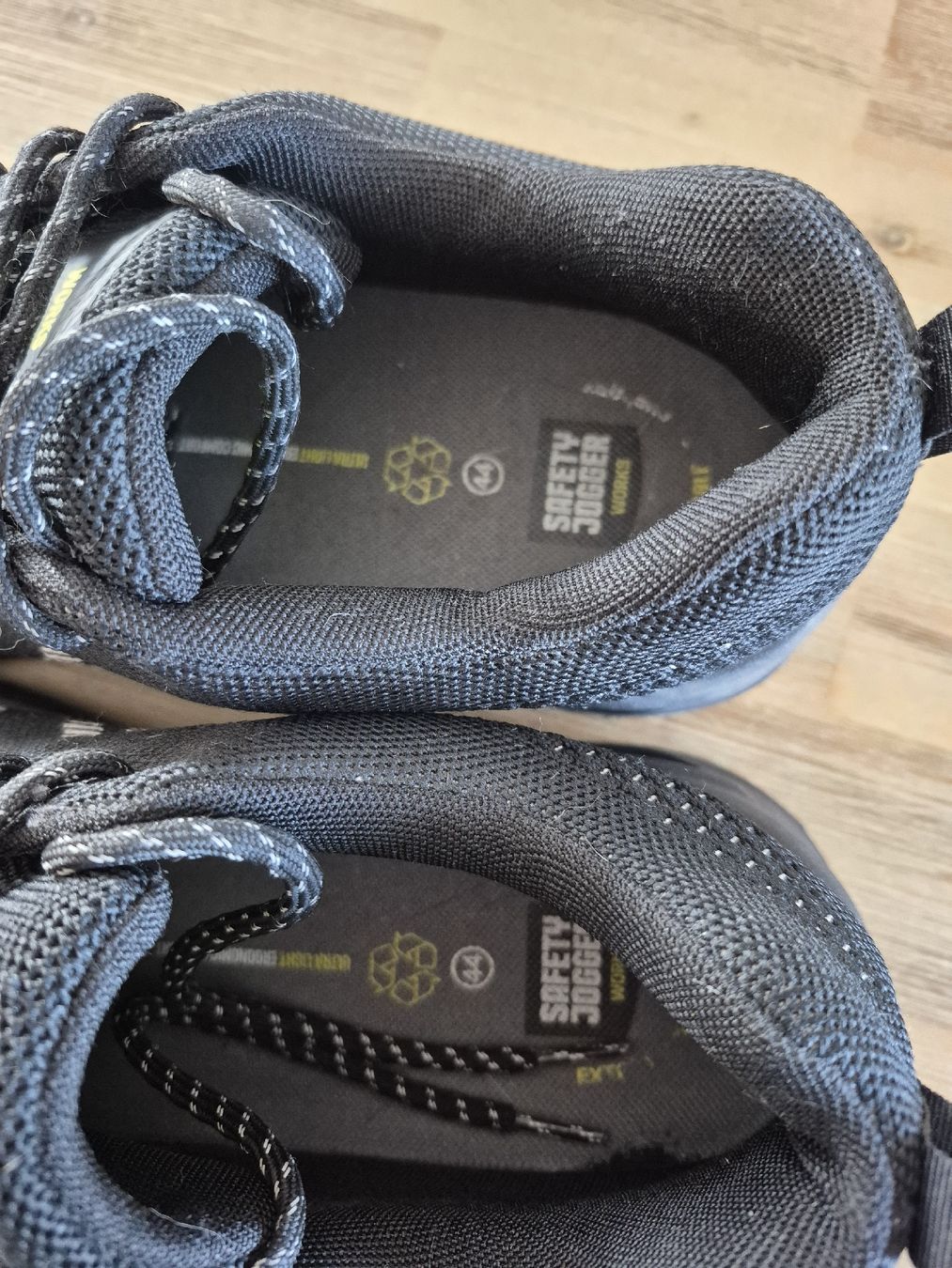 Scarpe da uomo: Herren Sicherheits Arbeitsschuhe Gr. 44 – Usato da Gerlafingen venduto da nila44 3