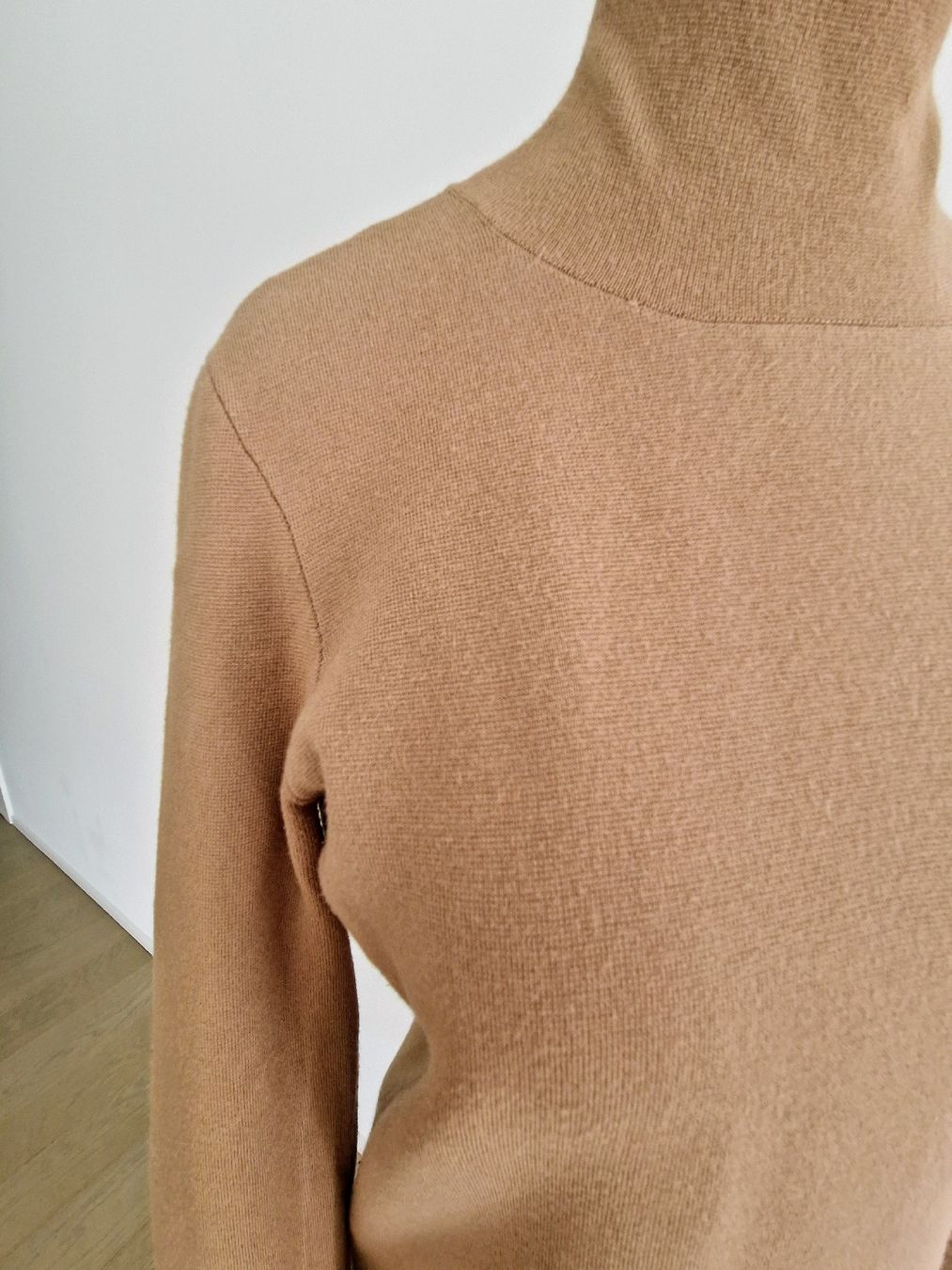 Liviana Conti Pullover & Sweatshirts: LIVIANA CONTI Pulli Beige Gr. L – Gebraucht aus Horgen von akkohappyshopping 3