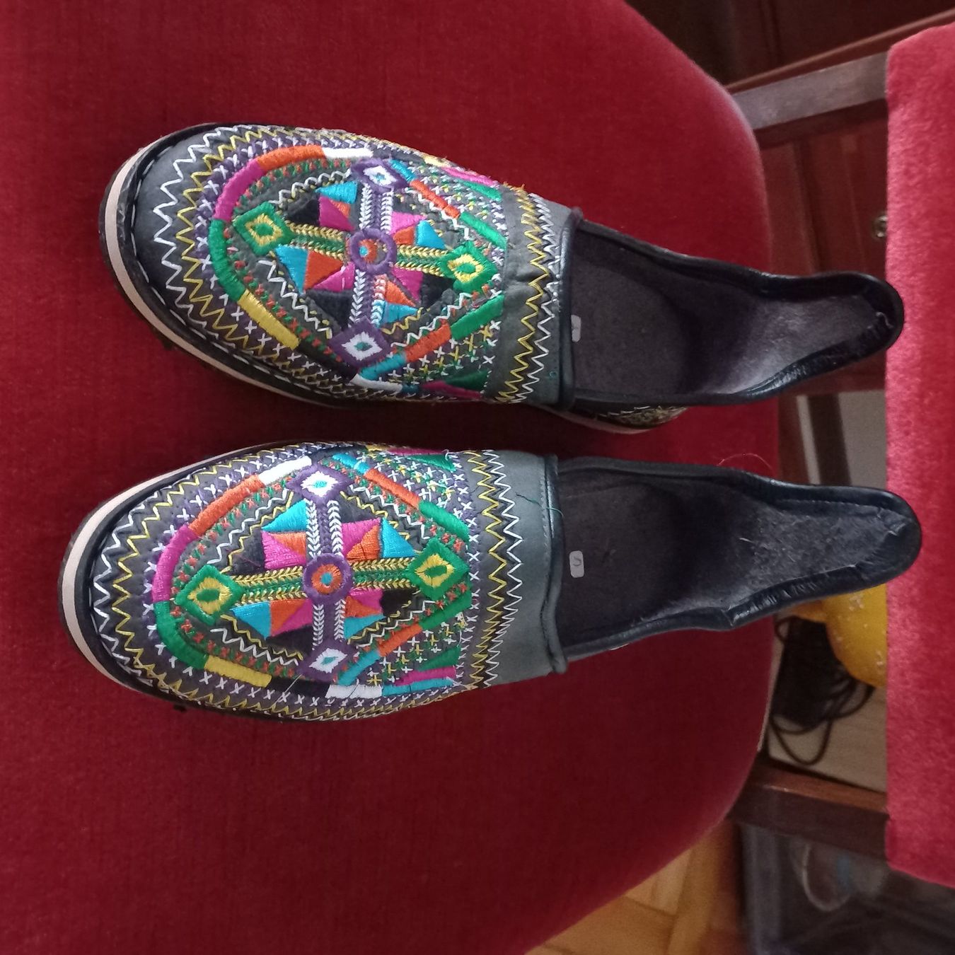 Herrenschuhe: Bunte Schuhe aus Marokko Grösse 41, 5 – Neu (gemäss Beschreibung) aus Ebnat-Kappel von Youssou