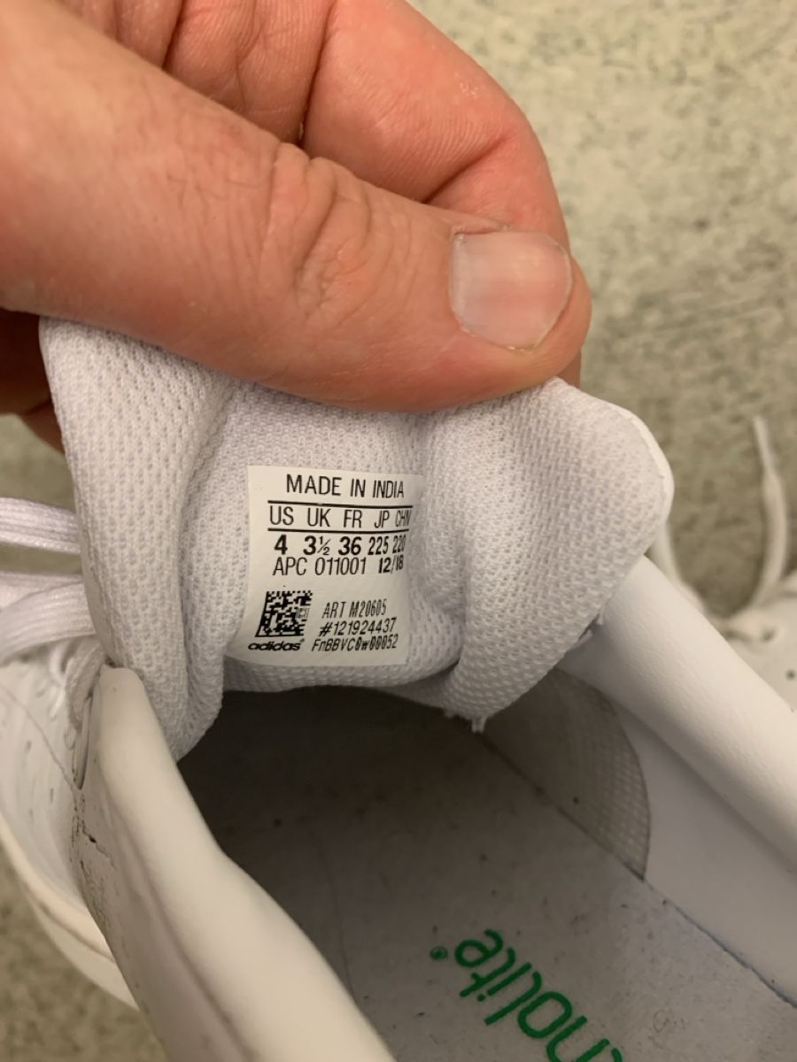 Adidas Scarpe da uomo: Adidas Stan Smith weiss Grösse 36 fast neu – Usato da Dübendorf venduto da feliiiixx 4