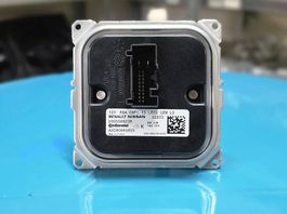 Original Steuergerät LED Scheinwerfer 260556623R Reno Nissan