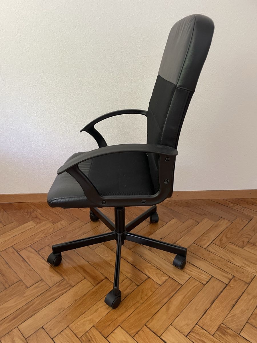 Chaises roulantes: Bürostuhl – D'occasion à Zimmerwald par fasiwa 1