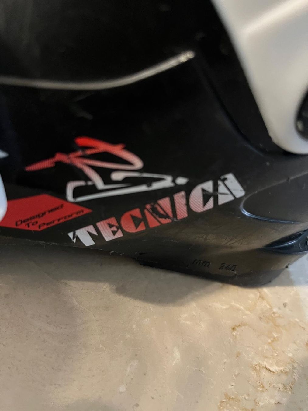 Tecnica Schuhe für Jungen: Technica Kinderskischuh - Grösse 31 – Gebraucht aus Buchs ZH von salsasweetie 1