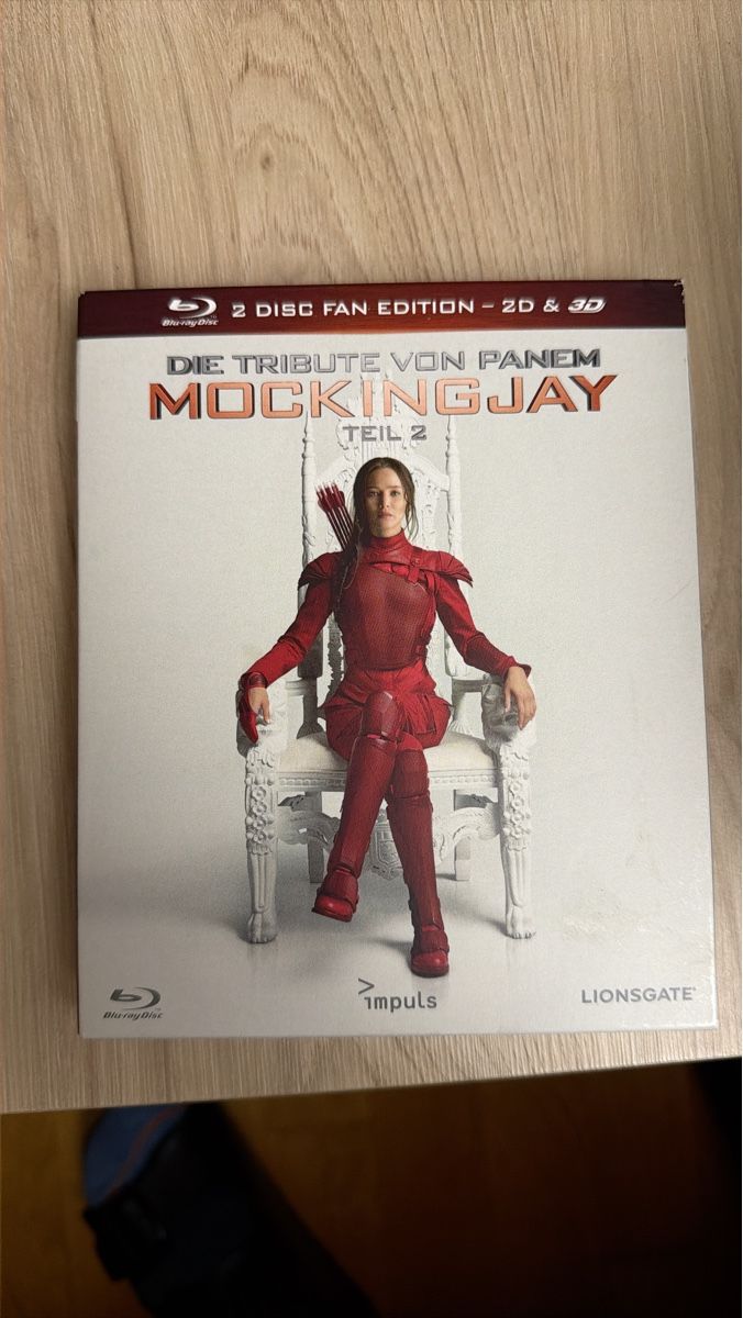 Tutti i DVDs: Die Tribute von Panem - Mockingjay Teil 2 (Blu-ray) – Nuovo (secondo la descrizione) da Rickenbach SO venduto da martink79