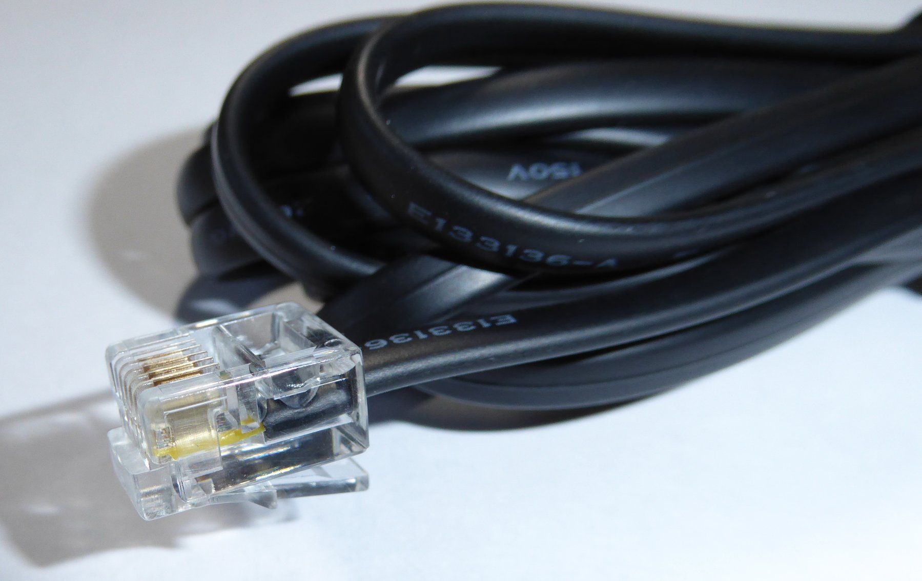 Cavi: Telefonkabel neu 2 Meter lang – Nuovo (secondo la descrizione) da Spreitenbach venduto da Turbo_1105 1