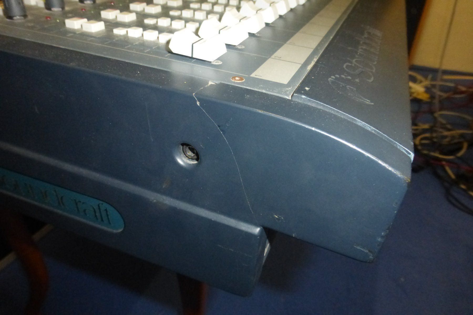 Soundcraft Console di mixaggio: Soundcraft Ghost Analoges Mischpult – Usato da Zumikon venduto da psisound 3