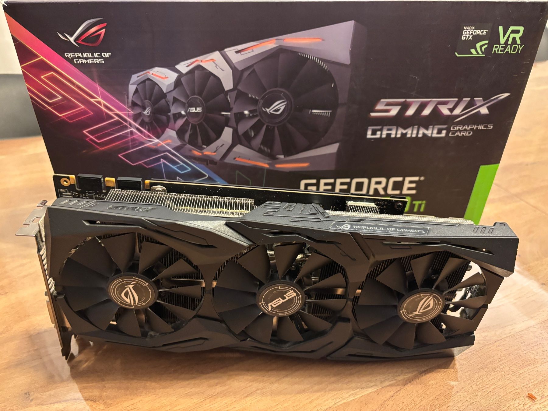 Asus Cartes graphiques: Asus rog strix GTX 1070 ti 8gb – D'occasion à Buchs ZH par Uese12
