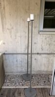 Zwei Bodenkerzenständer grau 170 cm Höhe guter Zustand