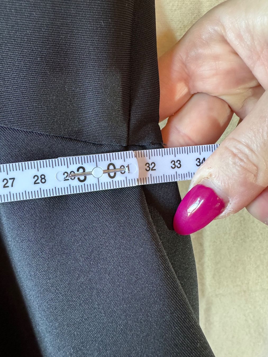 Vestiti: Sexy schwarzes Etuikleid Gr. 38 – Usato da Grosswangen venduto da second_hand_dress 6