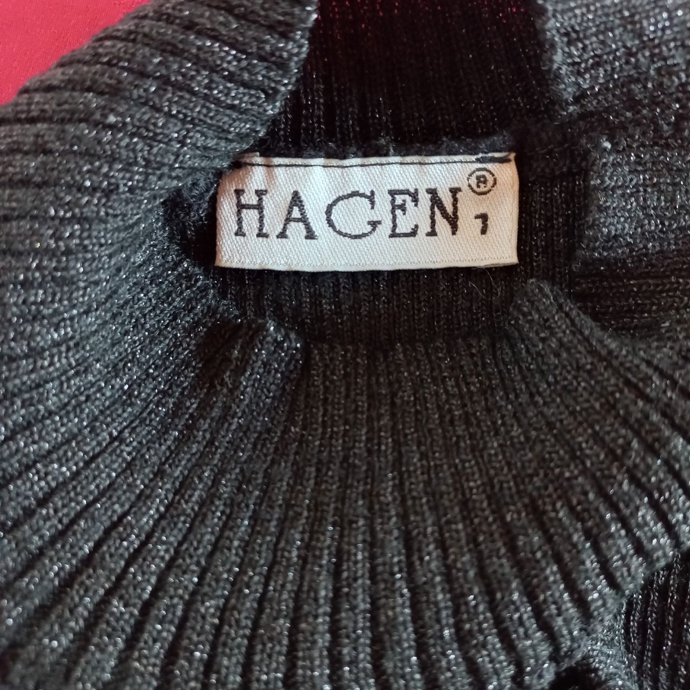 Top: HAGEN pull noir taille M bon état – Nuovo (secondo la descrizione) da Dompierre FR venduto da fat_xth5 6