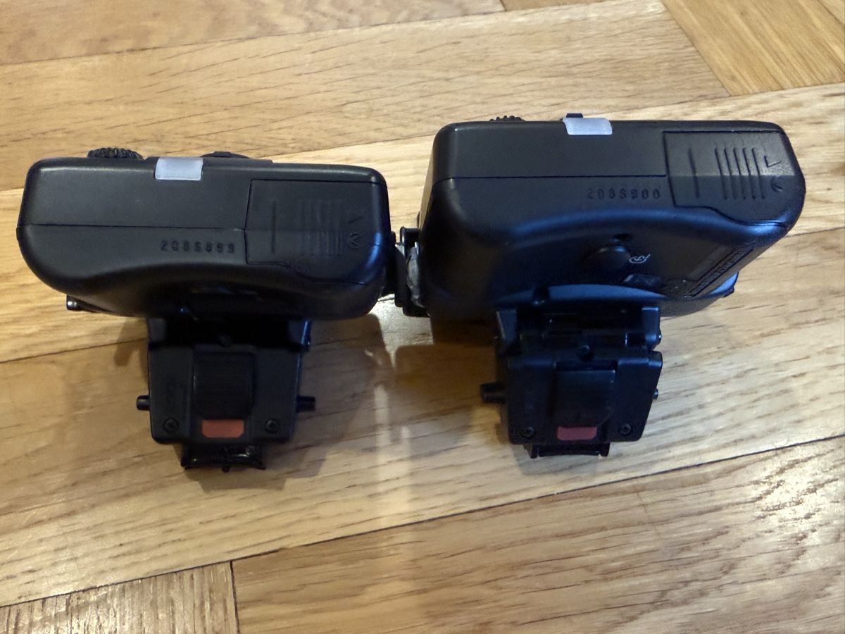 Nikon Flashs: Nikon R1C1 Wireless Close-Up Speedlight System Set – D'occasion à Basel par ich-verkauf-dir-was 2