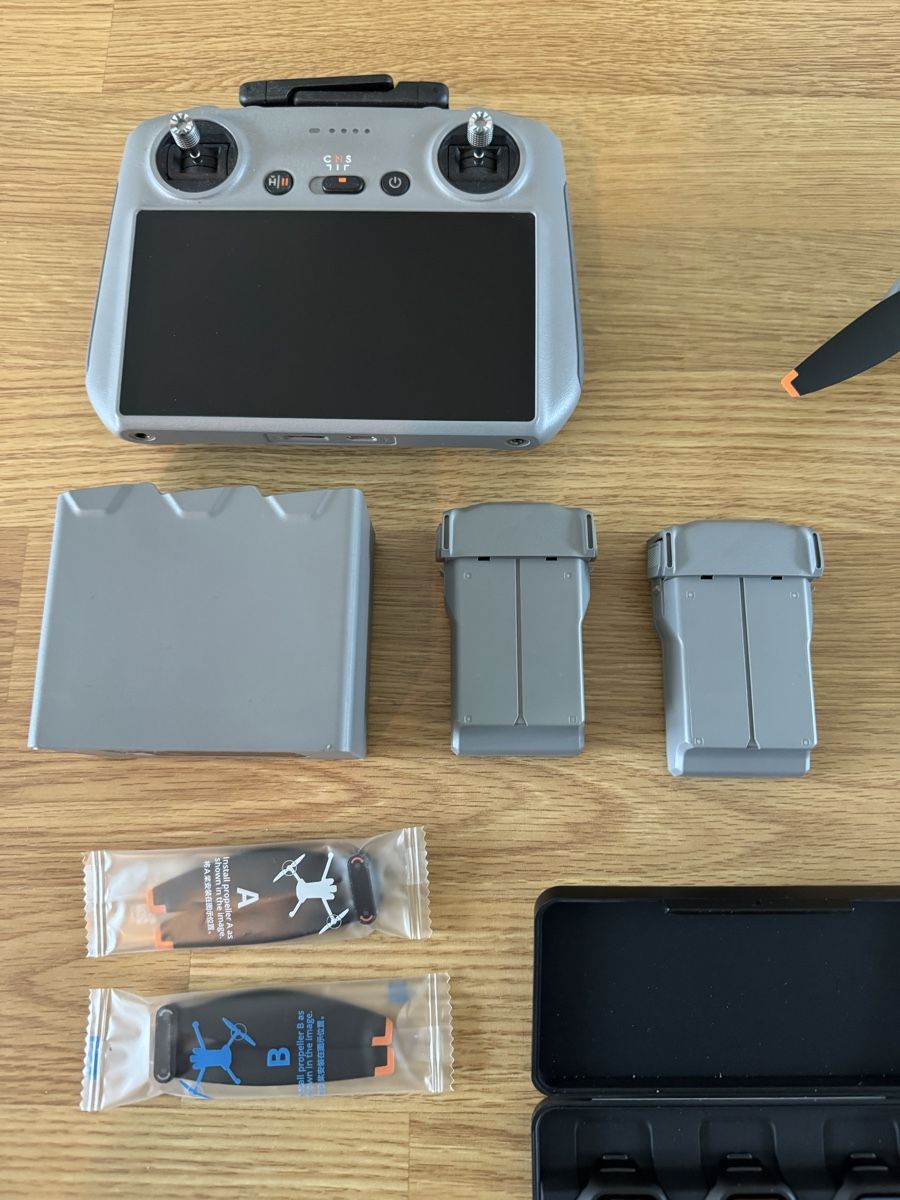 DJI Modellismo RC: DJI Mini 5 Pro inkl. 2x Akkus / RC 2 / ND-Filter Set – Nuovo (secondo la descrizione) da Luzern venduto da Marlito18 1