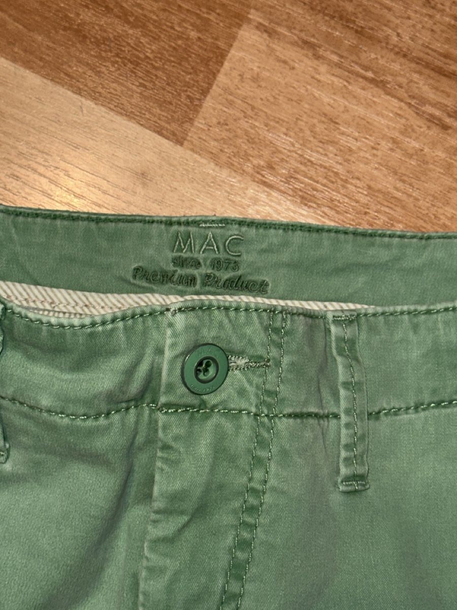 Pantaloni: MAC Chino Hose Cool Summer Gr. 36/28, hellgrün – Usato da St. Gallen venduto da mai_2lcj 1