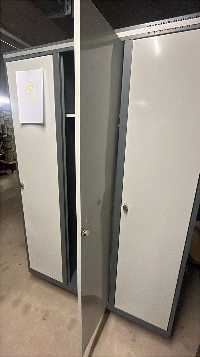 Lista Porte manteau: Lista Graderobenschrank, Spind 3fach – D'occasion à Berlingen par mar_j9wt
