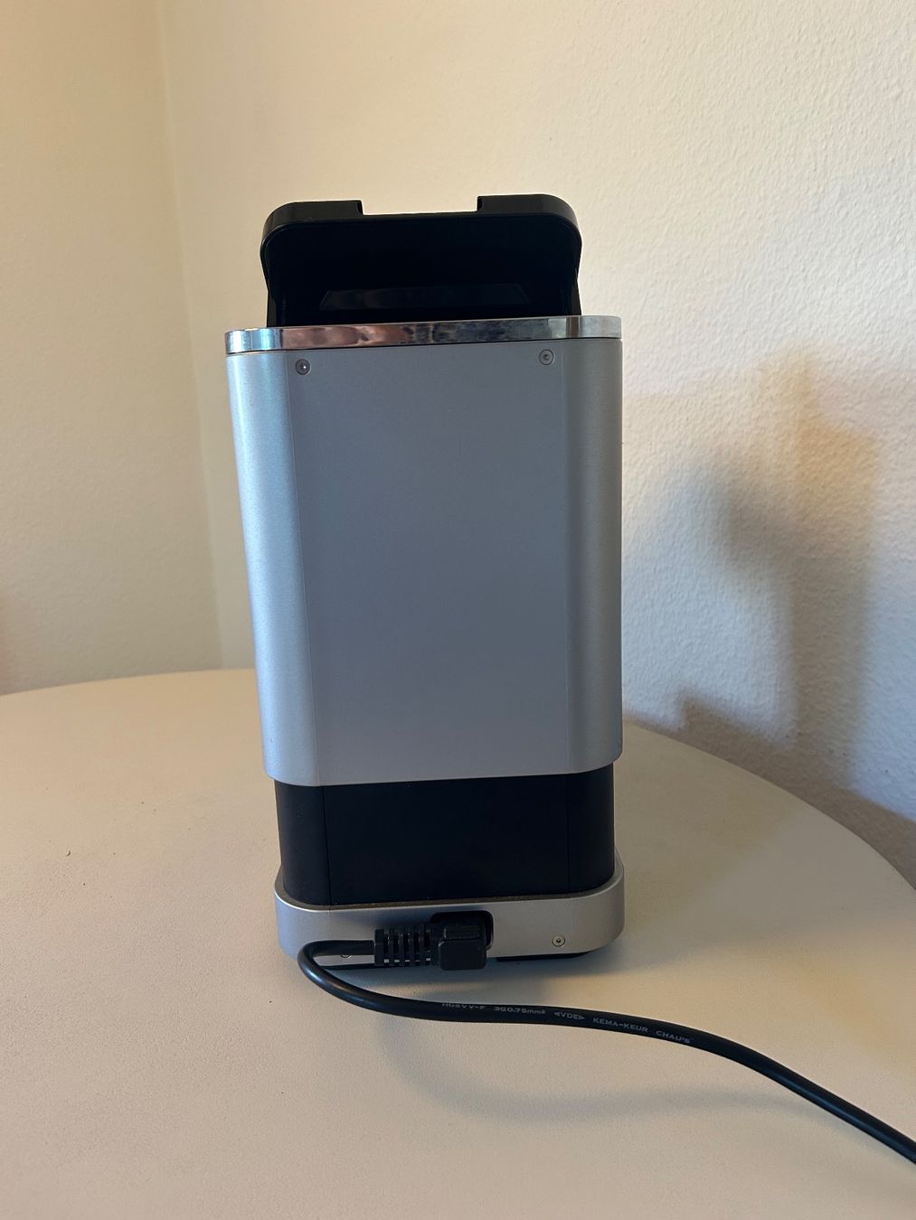 König Macchine per caffè & Macchine per espresso: Kaffee König Kaffeevollautomat NP 190.- – Usato da Rorschacherberg venduto da Svebe 3