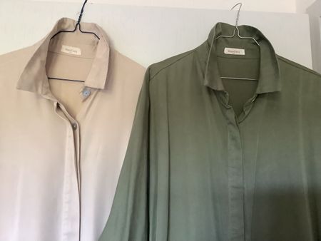 Zwei Longblusen in XL