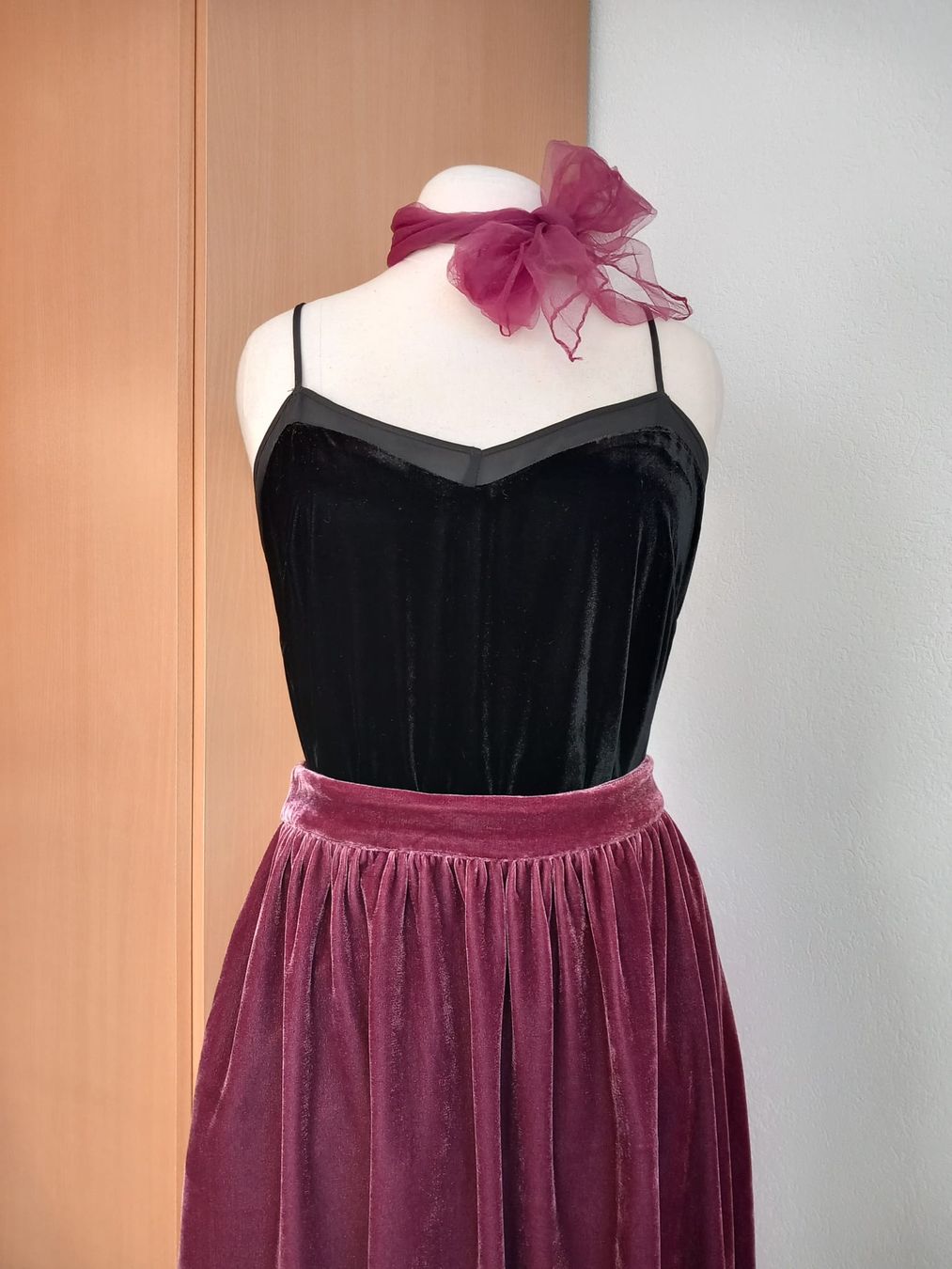 Mint & Berry Top: Neues Samt Top von Mint & Berry Gr. 36 – Nuovo (secondo la descrizione) da Winterthur venduto da Jopf1 7