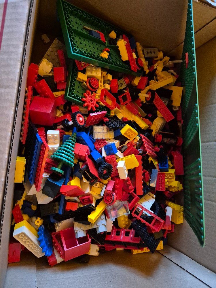 Lego Spielzeuge: Lego Tele – Gebraucht aus Gstaad von prit71
