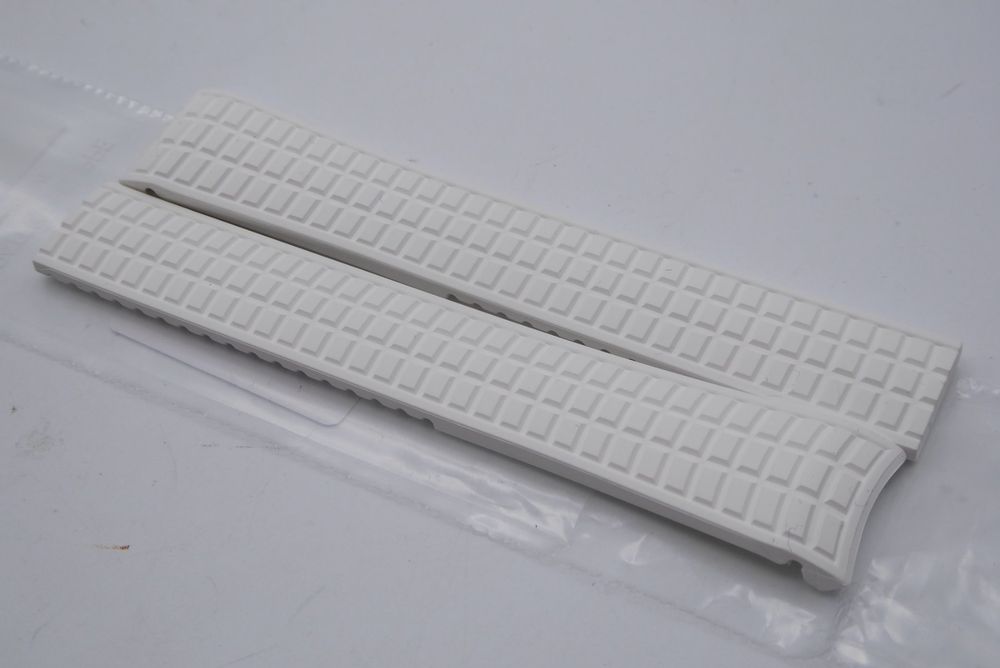 Patek Philippe Aquanaut Luce White Rubber Strap 5267 3